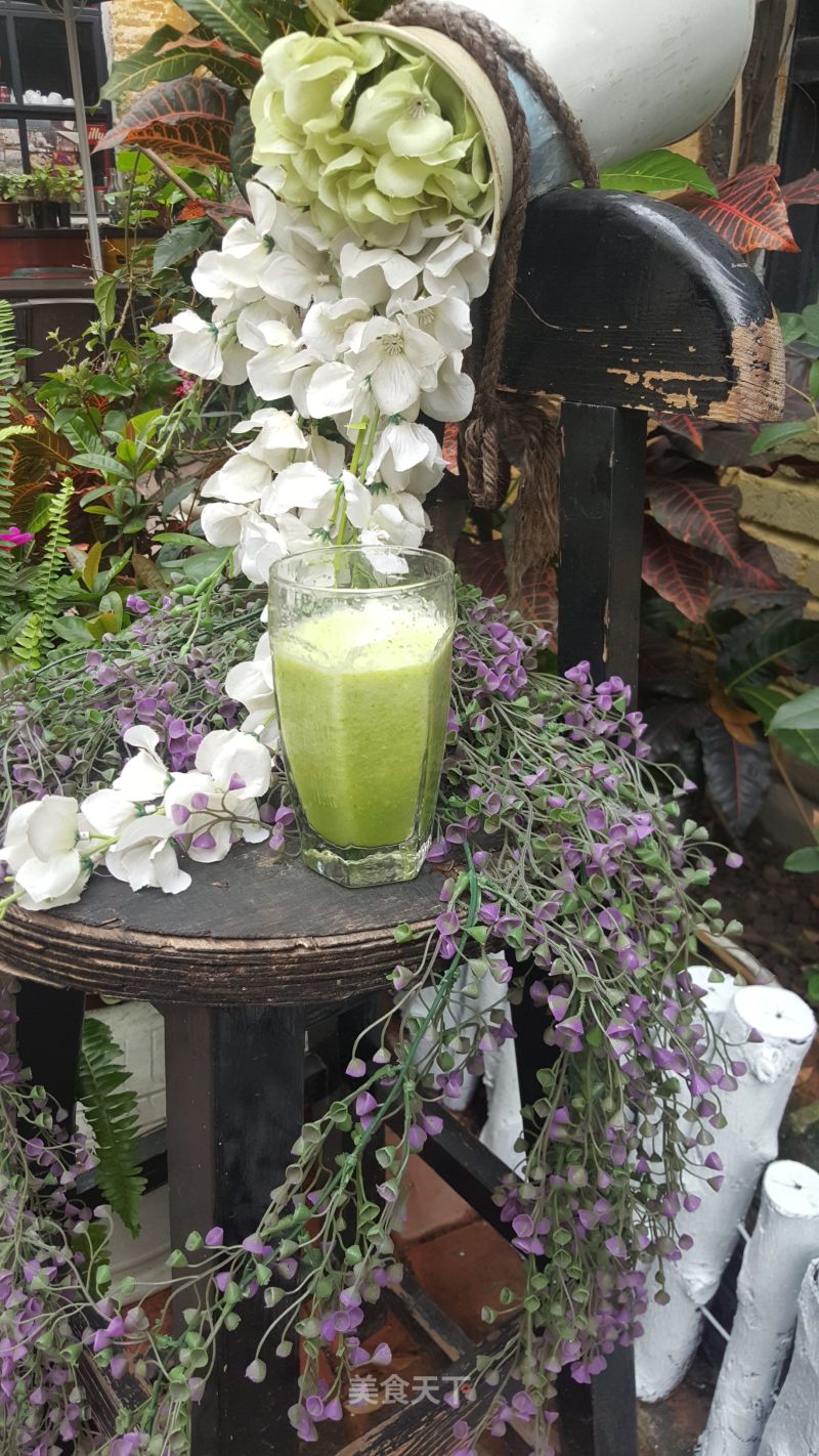 Slimming Asparagus and Celery Juice recipe