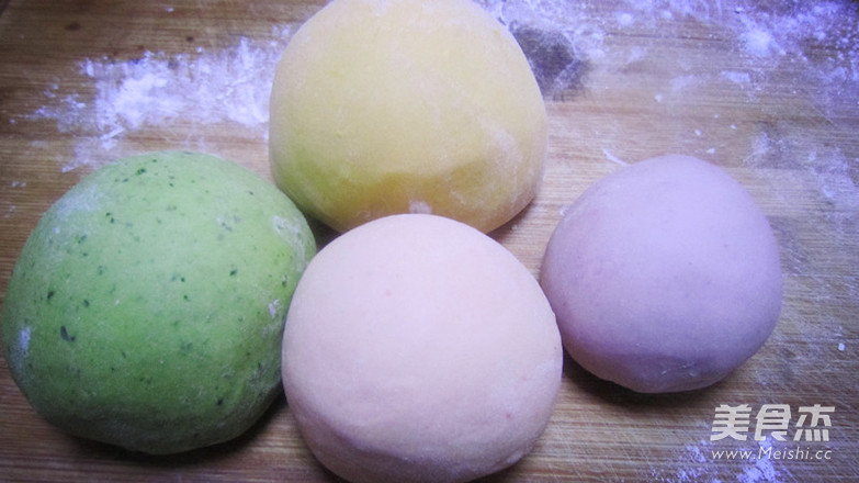 Colorful Dumplings Make "mid-autumn Festival" recipe