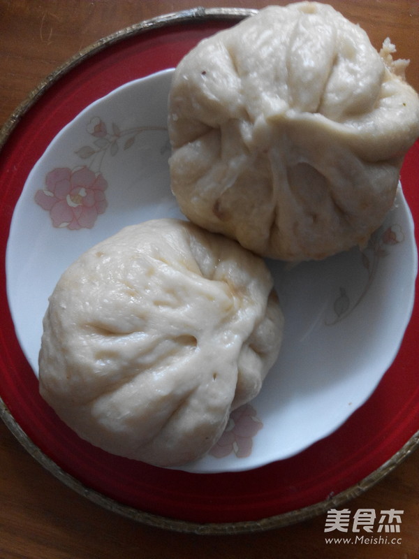 Steamed Dumplings with Beef and Radish recipe