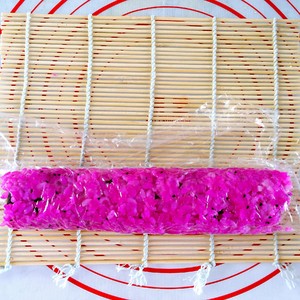 Qiao Ma's Homemade Dragon Fruit Sushi recipe