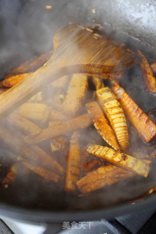 Braised Spring Bamboo Shoots in Oil ▼ recipe