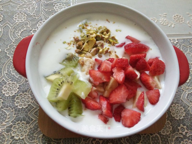 Yogurt Fruit Cup recipe