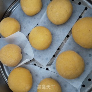 Pumpkin Rice Cake and Bean Paste Buns recipe