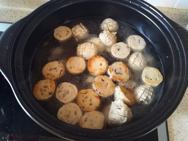 Curry Mushroom Meatballs with Yam and Carrot in Claypot recipe