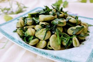 Stir-fried Broad Beans with Leek recipe