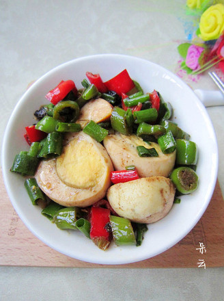 Stir-fried Poached Egg with Double Pepper