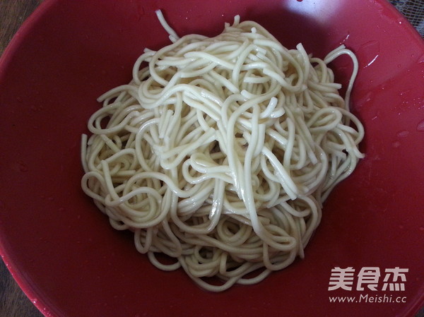 Noodles with Mushroom Meat Sauce recipe