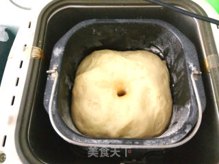#四session Baking Contest and It's Love to Eat Festival# Scallion Cheese Salted Bread recipe