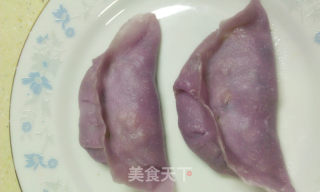 Purple Shoe-shaped Steamed Dumplings recipe