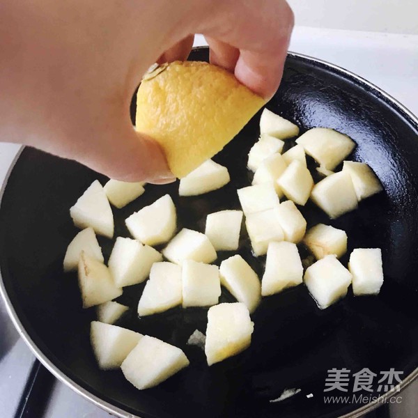 Toast Pudding with Baked Apples recipe