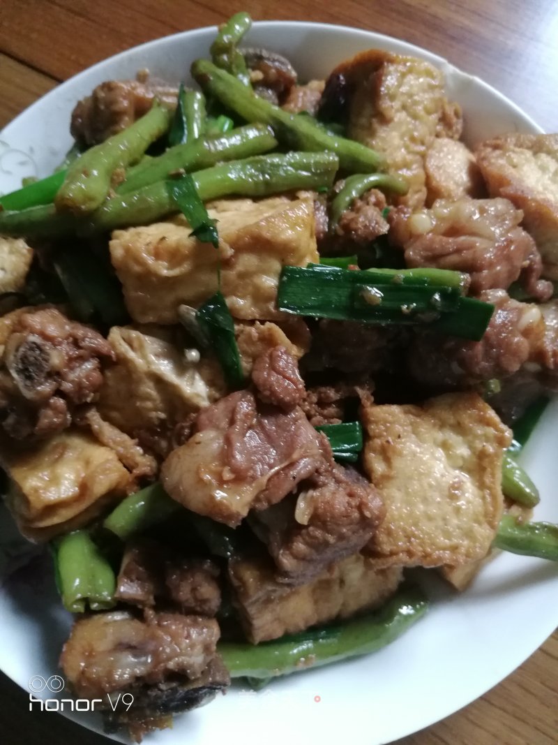 Braised Pork Ribs with Beans and Fried Tofu