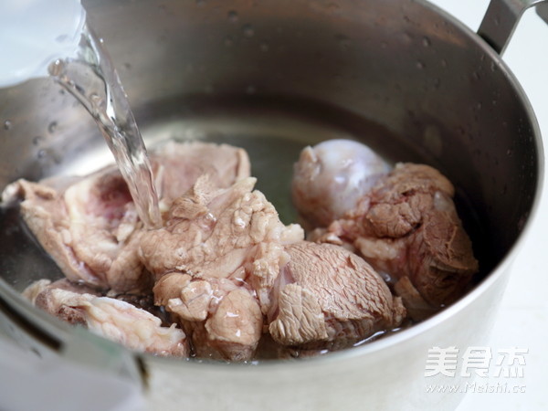 Lotus Root Tongue Soup recipe