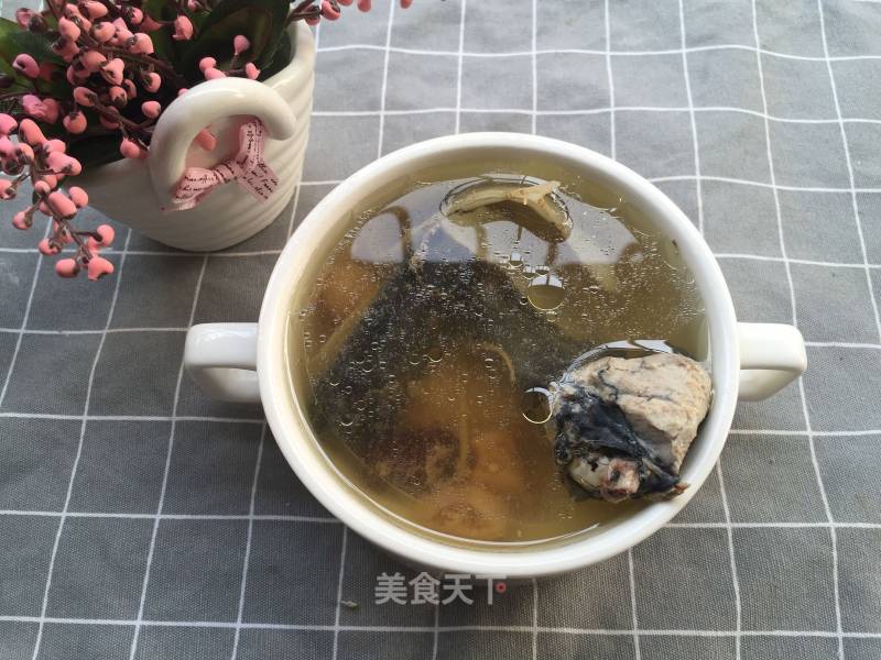 Stewed Black-bone Chicken with American Ginseng recipe