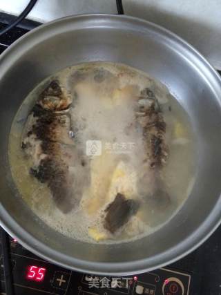 Crucian Carp Egg Soup recipe