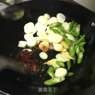 Stir-fried Eel with Garlic recipe