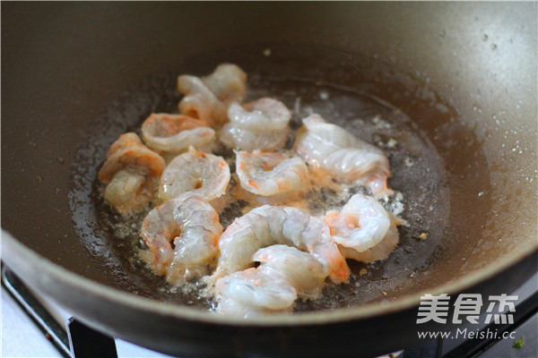 Stir-fried Shrimp Balls with Asparagus recipe