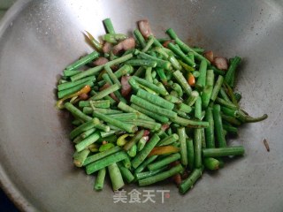 Stir-fried Beans with Local Pork recipe