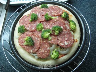 Salami Pizza-a Quick Breakfast recipe