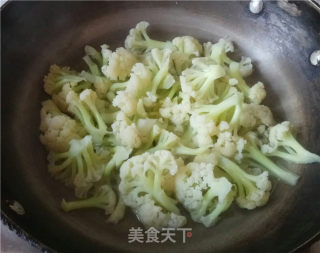 Cauliflower Stir-fried Shiitake Mushrooms recipe