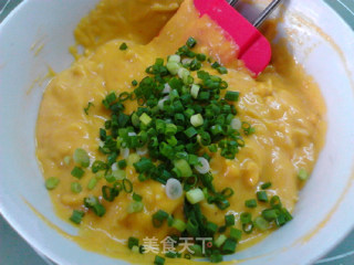 Scallion Instant Noodle Pumpkin Cake recipe