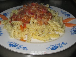 Spaghetti with Tomato Meat Sauce recipe