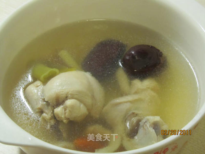The Rice Cooker Can Also Make Delicious Soup-chicken Leg Soup recipe