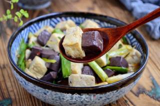 Lamb Blood Stir-fried Tofu recipe