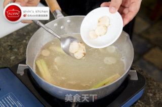 Seafood Tom Yum Goong recipe