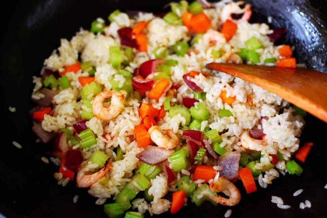 Fried Rice with Shrimp, Celery and Egg recipe