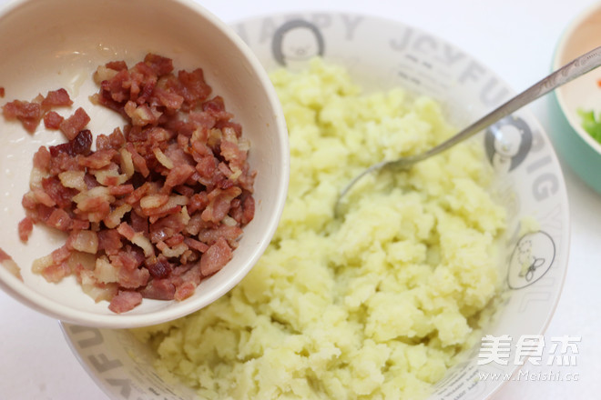 Cheese Baked Mashed Potatoes recipe