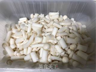 Stir-fried Seafood with Mushrooms and Fish Tofu recipe