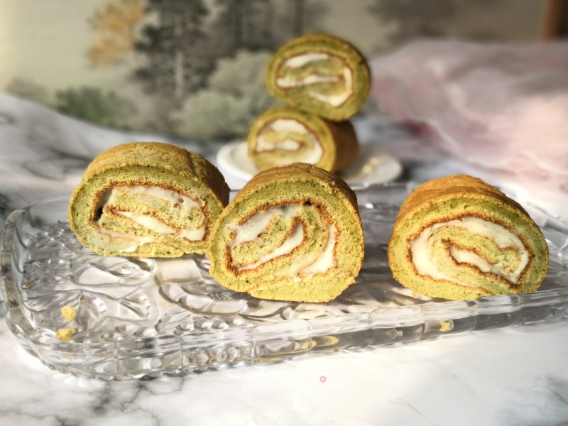 Matcha Taro Cake Roll recipe