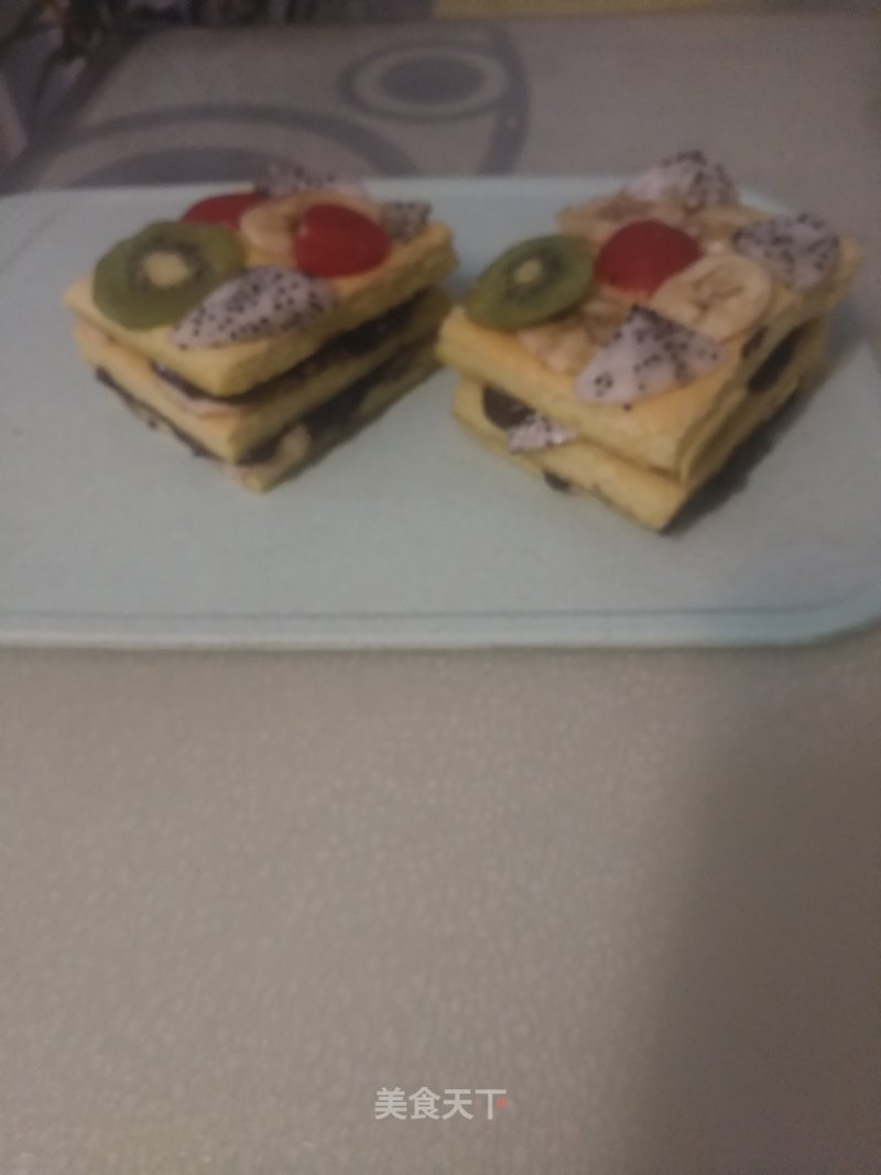 Fruit Chocolate Naked Cake recipe
