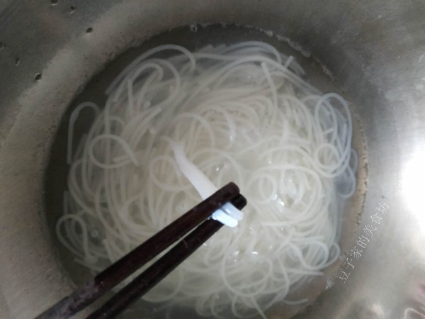 Hunan Rice Noodles recipe