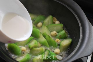 Beginning of Summer. 【loofah Braised Fritters】 recipe