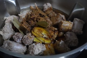 Homemade Delicious Duck Neck recipe