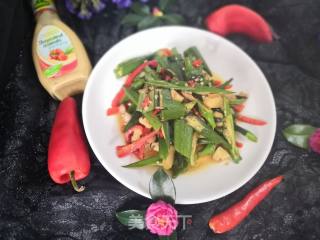 Stir-fried Okra with Red Pepper recipe