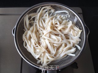 Shredded Eryngii Mushrooms in Cold Dressing recipe