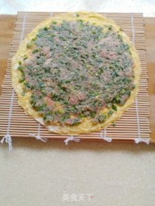 Hibiscus Chive Roulade recipe