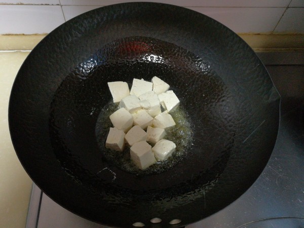 Stuffed Tofu with Fungus and Mushroom recipe