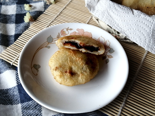 Take A Bite of The Brown Sugar Fried Cake recipe