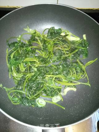 Stir-fried Sweet Potato Leaves recipe