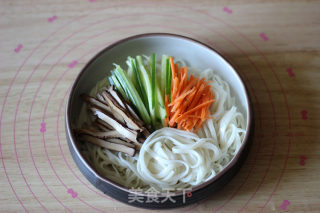 Three Silk Noodles with Cold Sauce recipe