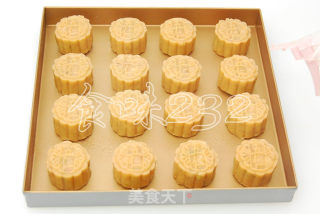 Cantonese Five-nen Moon Cake recipe