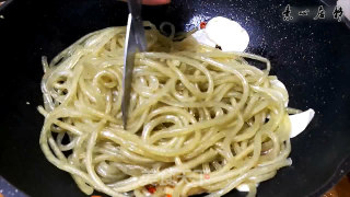 Ignition! Diy Northeast Flavor~ Hot! Hot! Fresh! Fragrant! Stewed Cabbage Vermicelli ~ Zhuang Qingshan recipe
