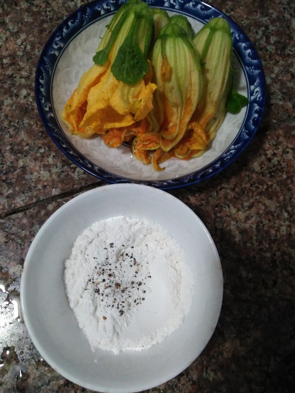 Crispy Fried Pumpkin Flower recipe