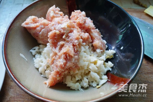 Steamed Egg Patties with Water Chestnuts recipe