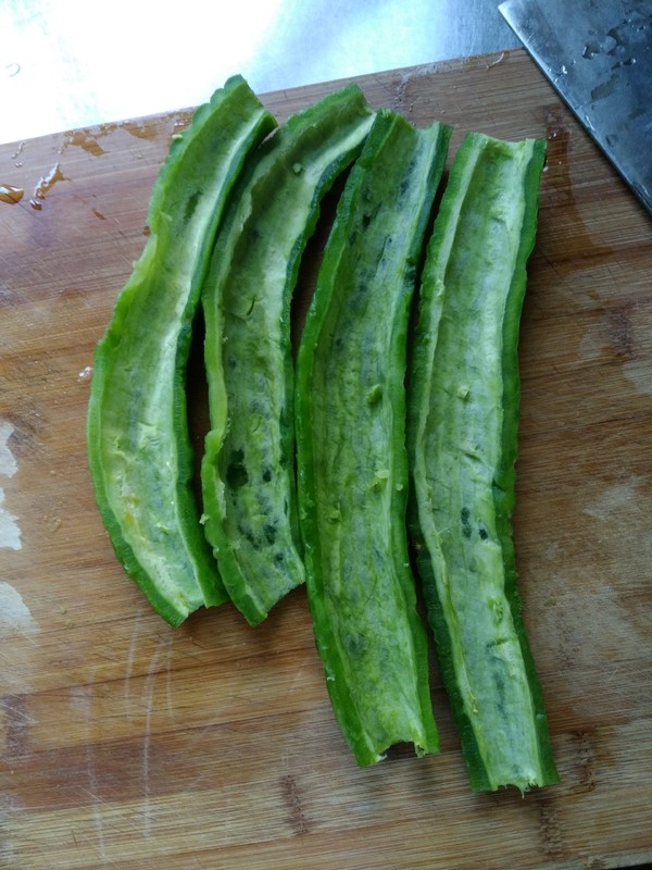 Stir-fried Pork with Bitter Gourd recipe