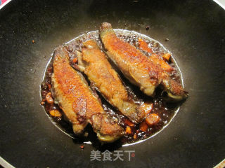 Spicy Small Sea Fish recipe