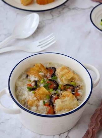 Red Ginseng and Quinoa Fritters Porridge